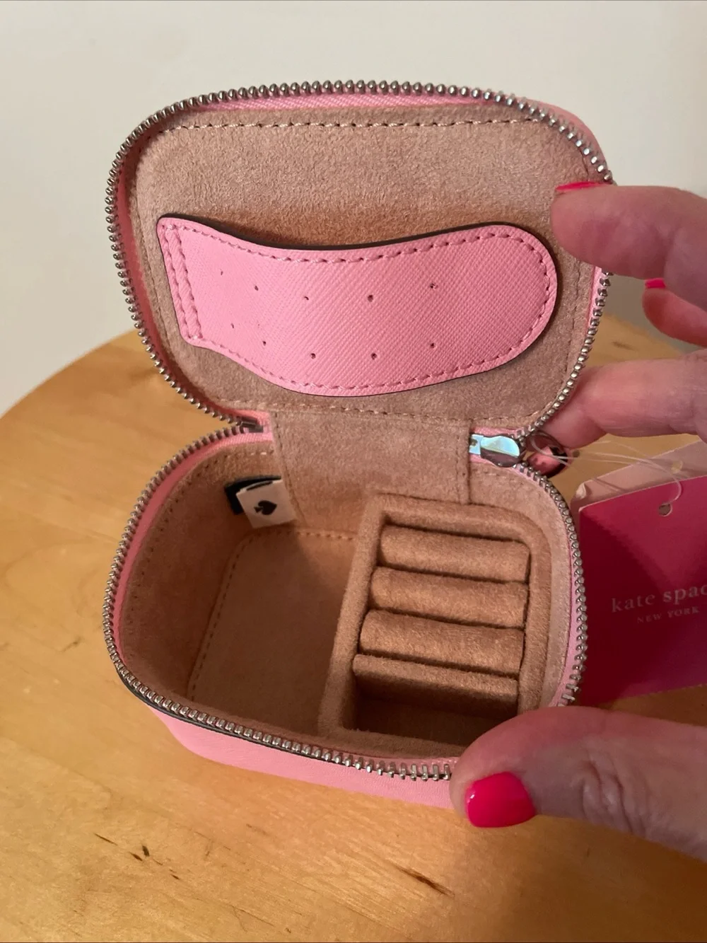 kate spade Pink “Love Birds” Heart Zip Jewelry Case NWT 💕 Rare Item